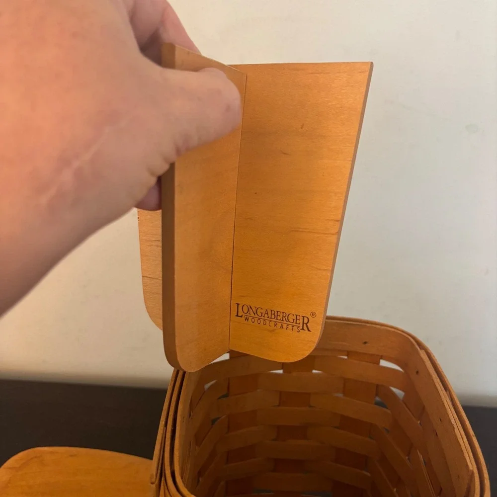 Longaberger | Spoon Basket with Wood Lid and Divider | 1999 Dresden Ohio‎ USA